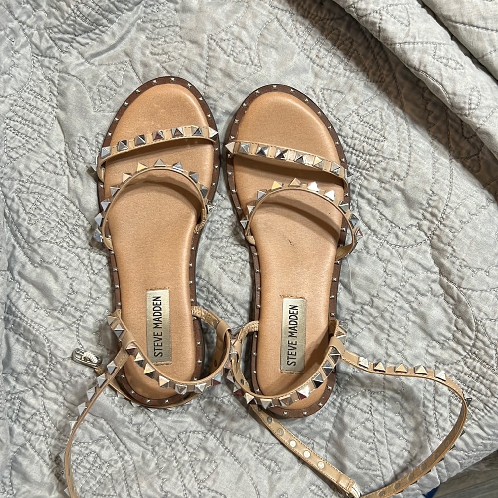 Gladiator sandals